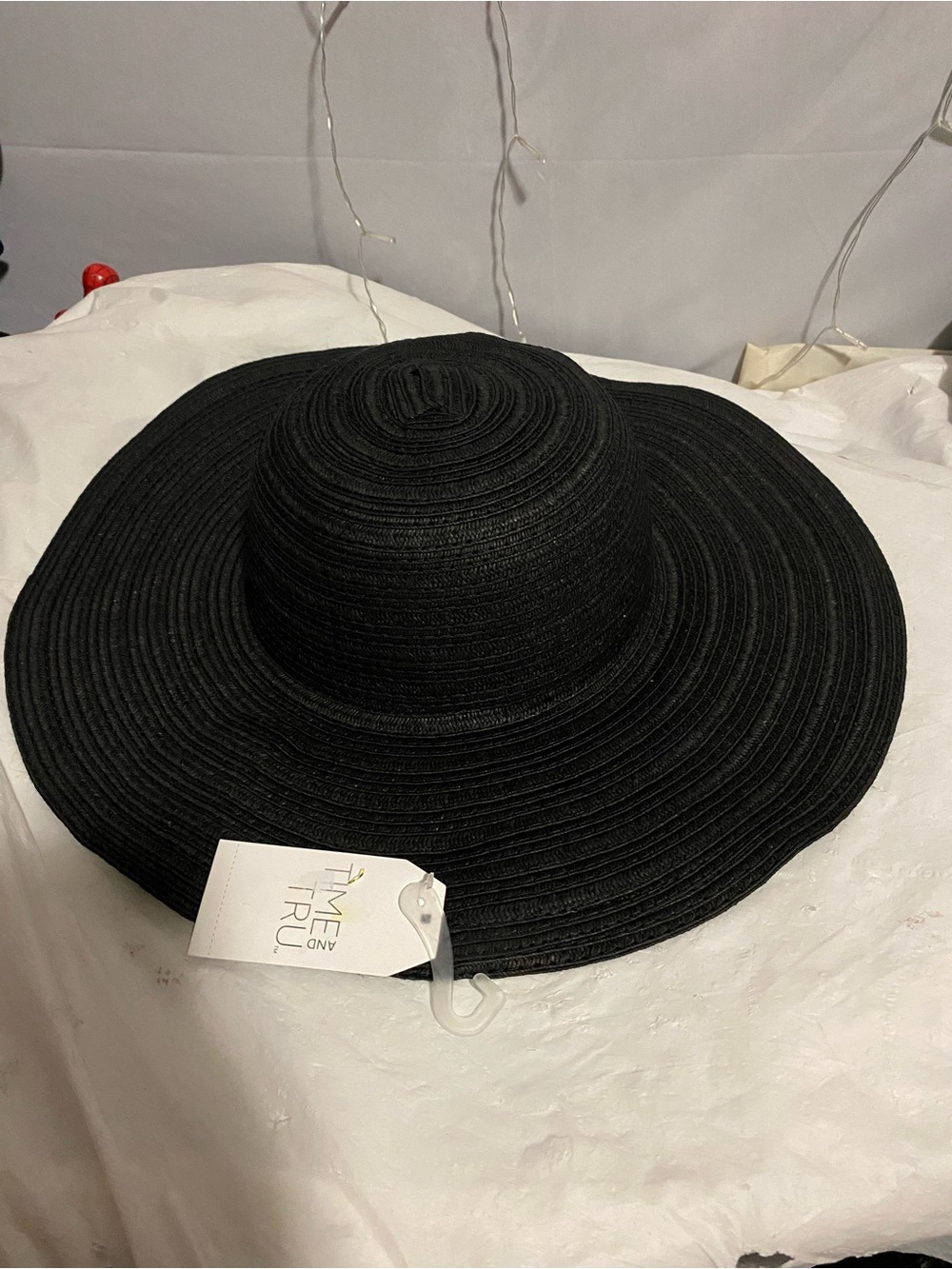 Time and Tru Black Wide-Brim Straw Sun Hat